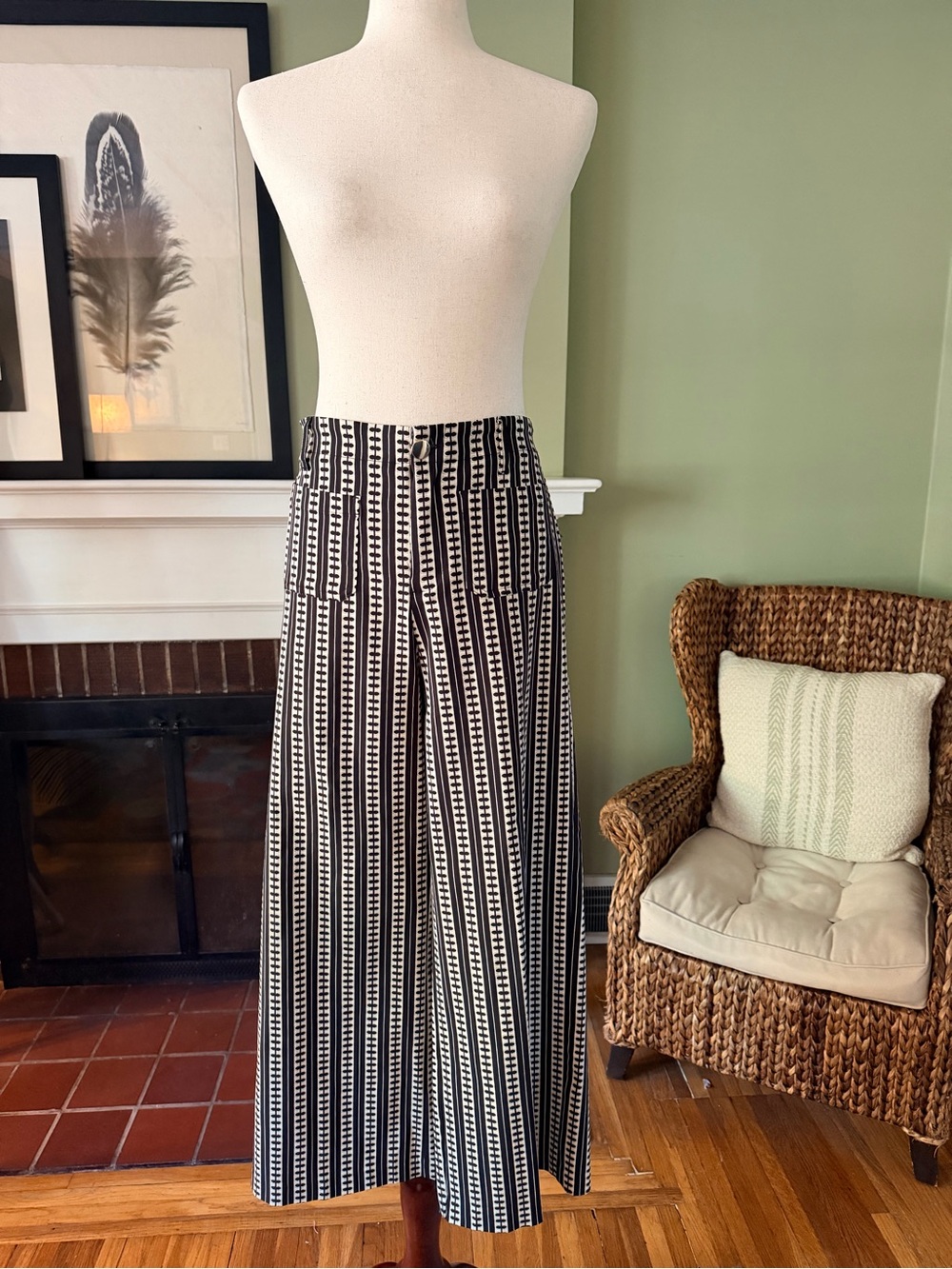 Jules & Leopold Black Cream Geometric Wide Leg Crop Pants - Size M - Picture 2 of 8